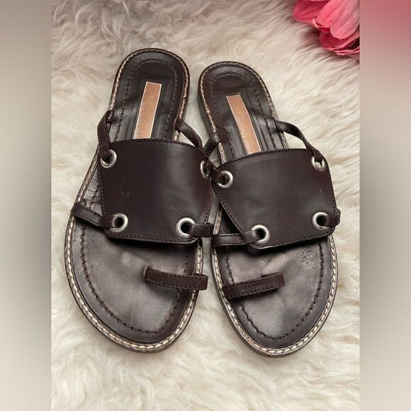 Michael Kors Toe Ring Thongs Leather Sandals 7.5 - Picture 2 of 7